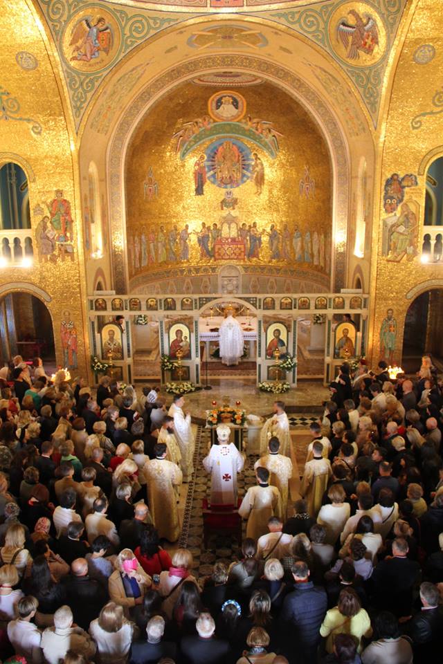 На Великдень владика Діонісій очолив святкові богослужіння в соборі Святої Софії