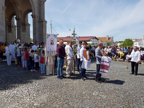 У Великдень в Еворі Архиєпископ подякував українцям за свідчення віри й збереження ідентичності