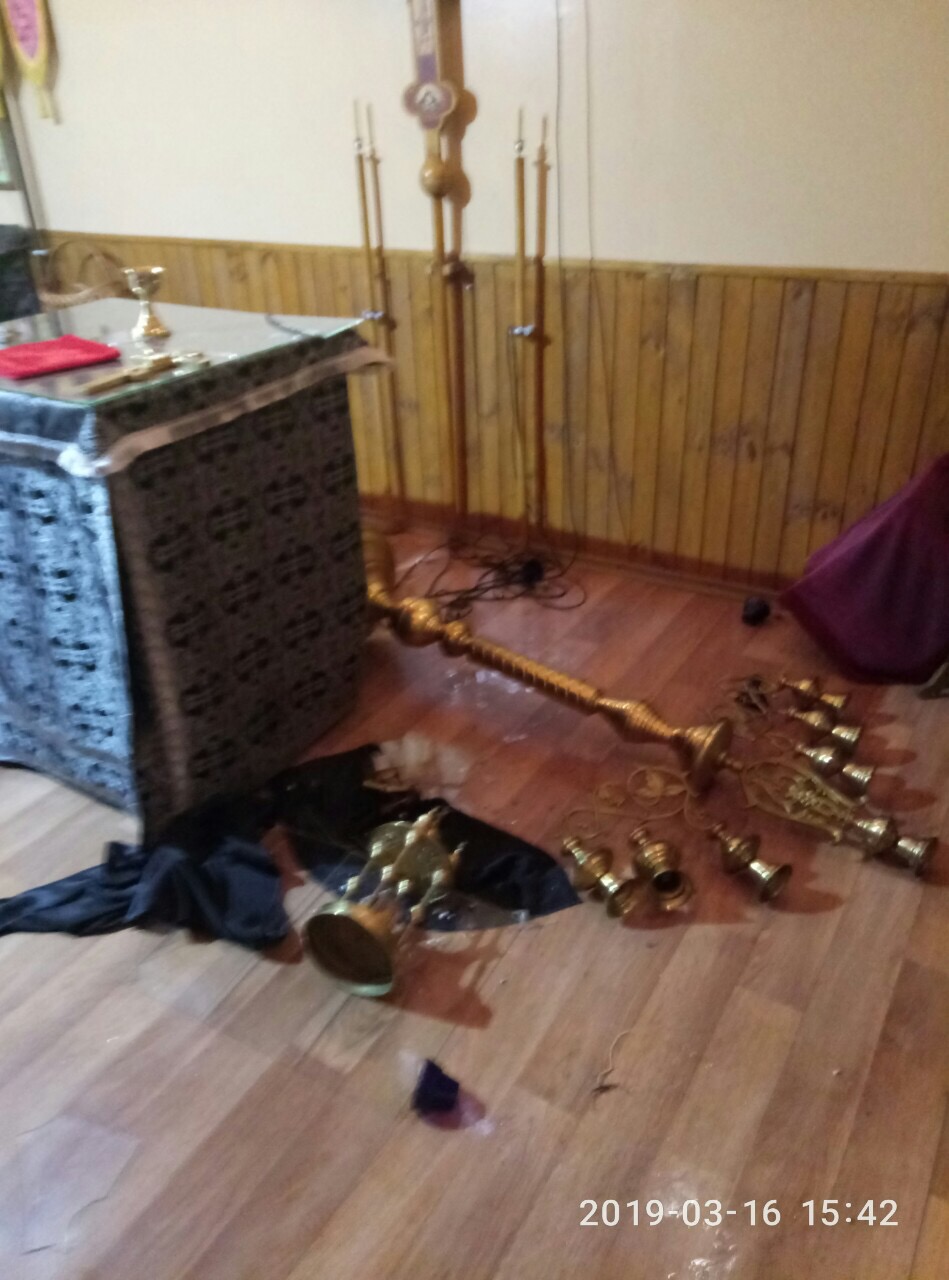 Невідомі пограбували храму у Києві