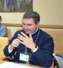 Хрещення розділяє чи єднає?