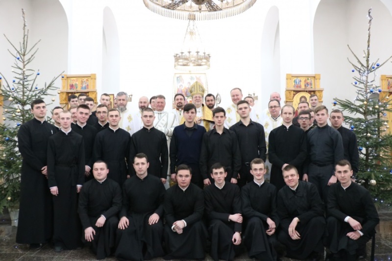 Апостольський Нунцій Клаудіо Ґуджеротті з нагоди семінарійного свята завітав до КТДС