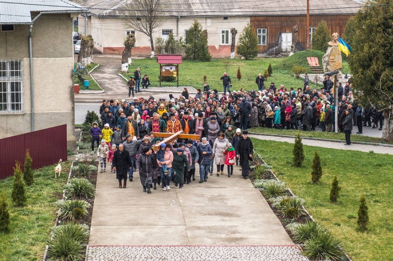 Вулицями Отинії пройшла Екуменічна Хресна Дорога