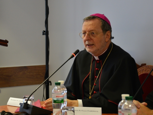 Посланник Папи щодо томосу: Говорити про Христа - меньше про політику