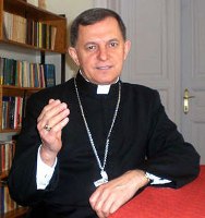 Архиєпископ Мокшицький: про шанс досягати миру, який не можна змарнувати