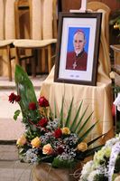 Єпископа Станіслава Падевського похоронили у Польщі
