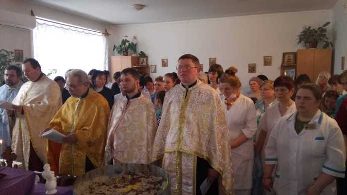 Капелани УГКЦ зідійснили Таїнство Єлеопомазання (Соборування) у лікарнях Івано-Франківська