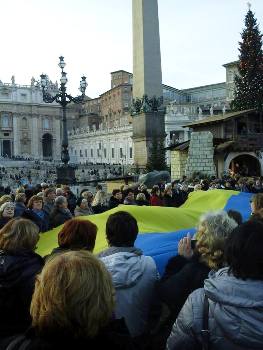 За батьківщину у Соборі Св.Петра у Римі помолились тисячі українців.(ФОТО)
