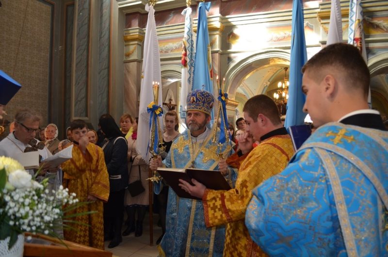 "Завдяки молитві на вервиці ми перемогли на Майдані, переможемо і зараз",-  Вл. Дмитро (Григорак)
